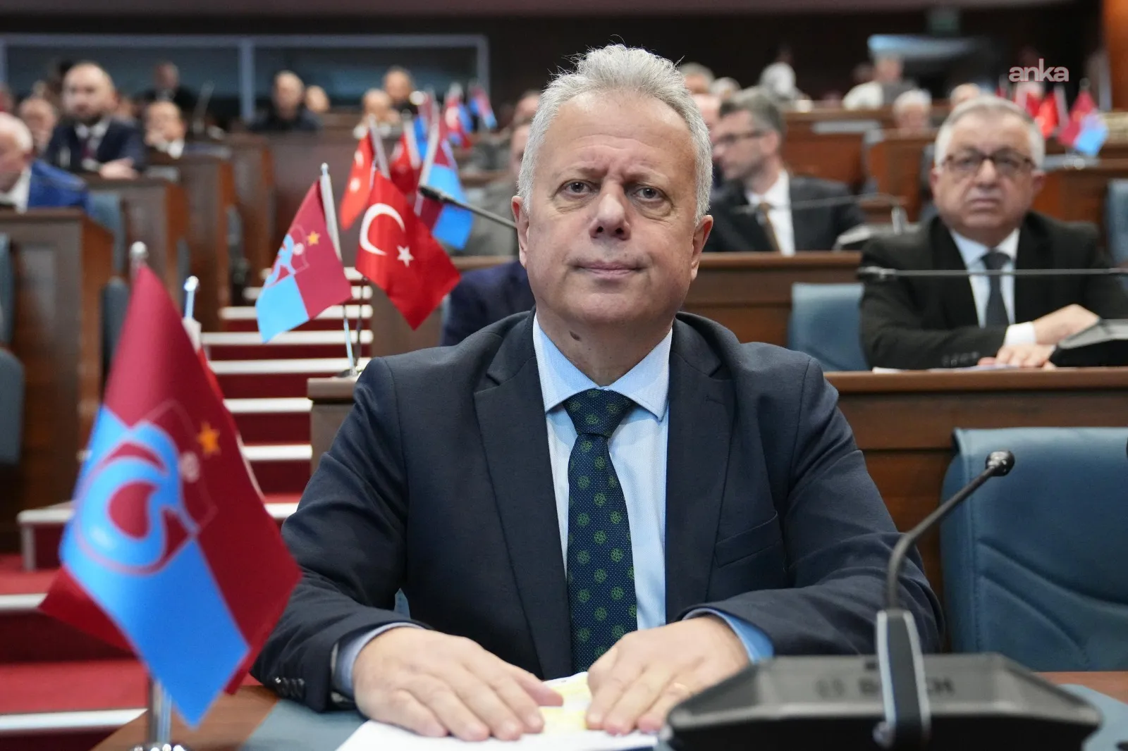 Trabzon Büyükşehir Belediye Meclisi CHP Grup Başkan Vekili Zorlu: “‘Dönemimizi tamamlayalım’ diye düşünerek kredi borçlanması yapıyorsunuz”